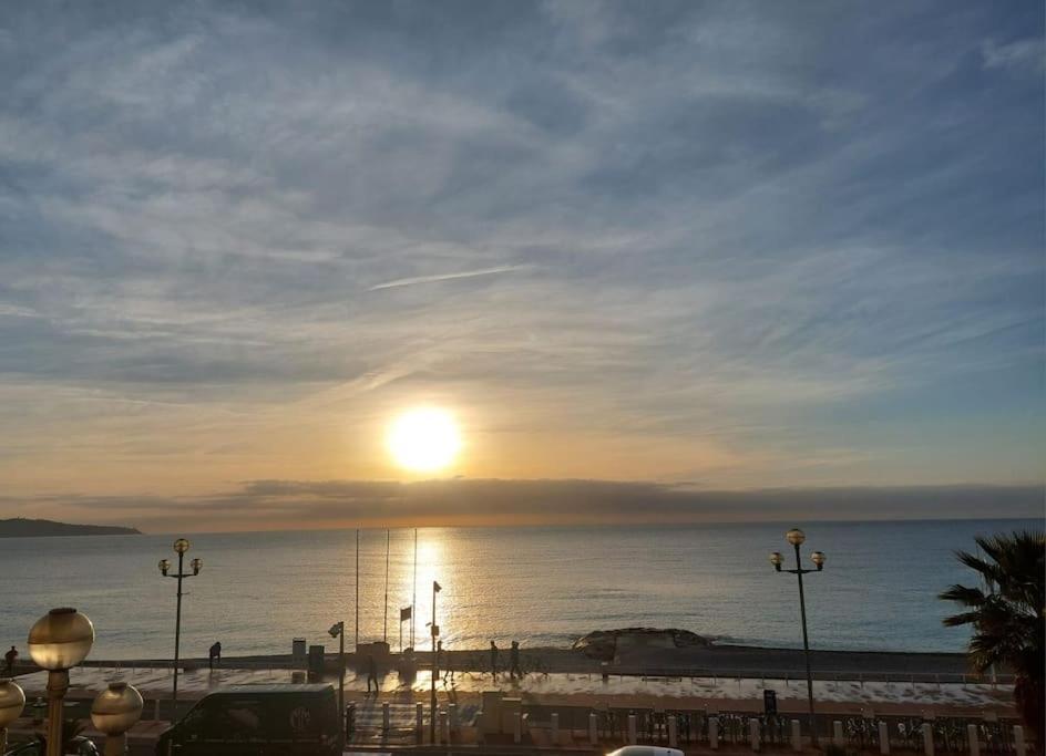 Nice Promenade Des Anglais Vue Mer Екстериор снимка
