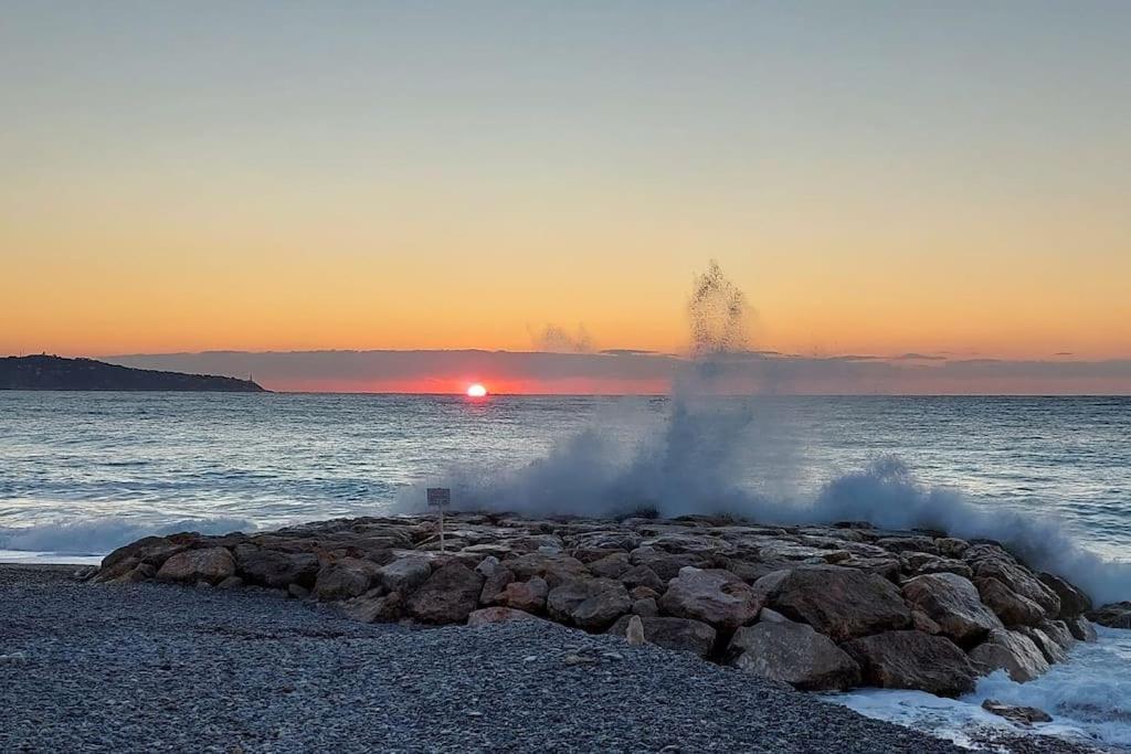 Nice Promenade Des Anglais Vue Mer Екстериор снимка